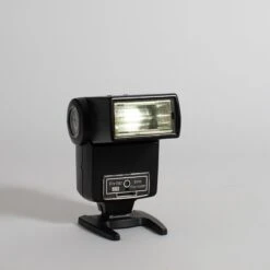 Vivitar 273 Auto Thyristor Flash