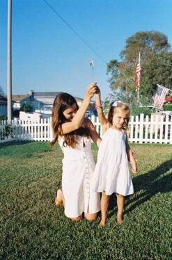 Kodak Gold 200, 35mm, 24 Exposures, Color Film (Single Roll Purchase) -Camera Gear Hub Gold 200 0050 4e3dfc16 d0a0 45aa 992e 2eeba85f65a7