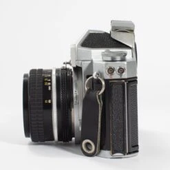 Nikon Nikkormat FT With Nikkor 50mm F/1.8 Lens 14 Nikon Nikkormat FT With Nikkor 50mm F/1.8 Lens -Camera Gear Hub NKN 3798614 005