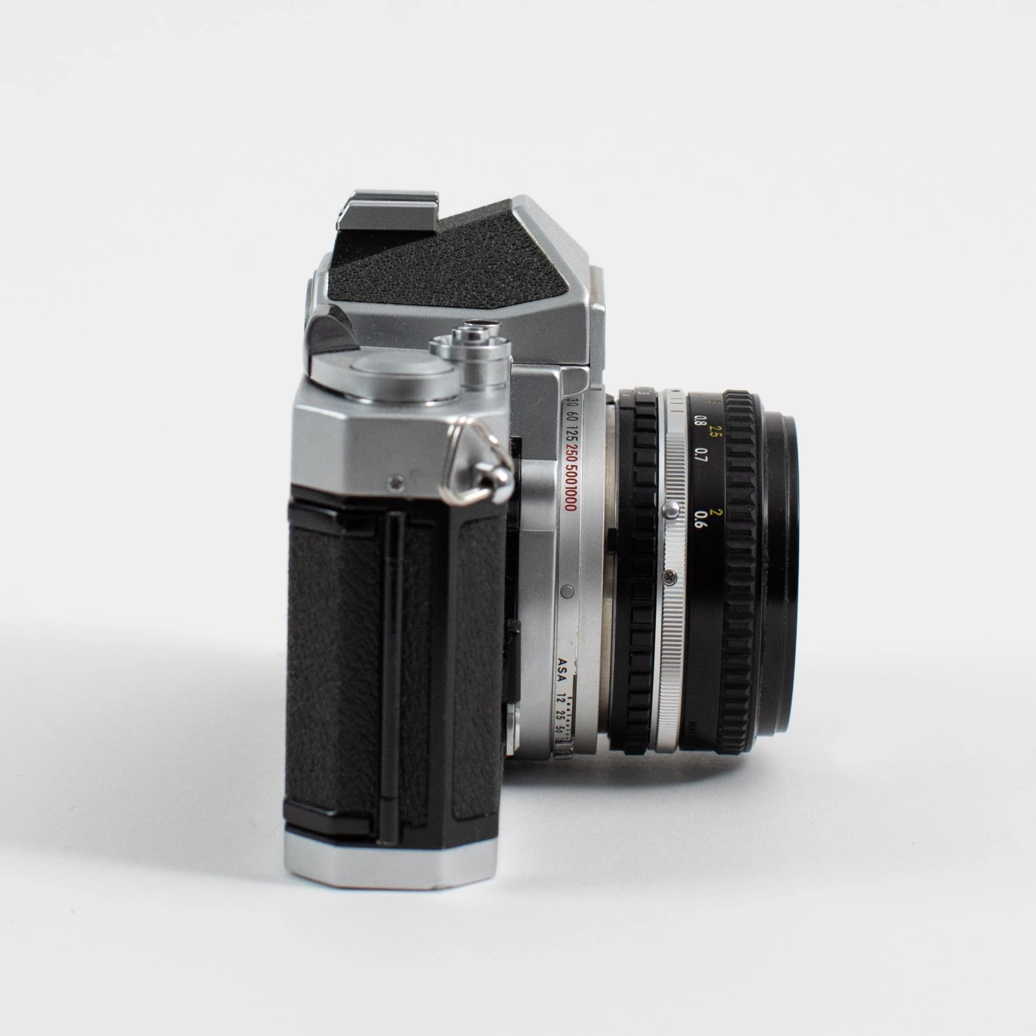 Nikon FT3 Nikkormat With 50mm Series E F/1.8 Lens 4 Nikon FT3 Nikkormat With 50mm Series E F/1.8 Lens - Image 2